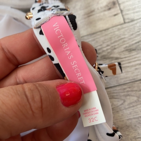 Victoria’s Secret bikini 32 C leopard padded top - Picture 5 of 7